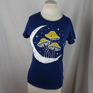 Instant Message Moon Mushrooms 100% Cotton Shirt Size M